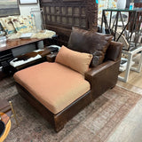 LOUNGE CHAIR FABRIC & LEATHER