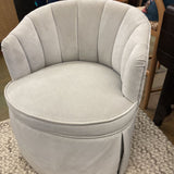 VANITY CHAIR