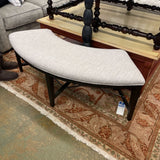 CURVED BENCH