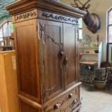 ARMOIRE
