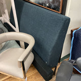 BED PLATFORM BLUE KING