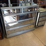 MIRRORED DRESSER