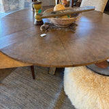 EXPANDABLE ROUND DINING TABLE
