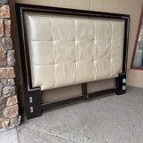 BED KING TUFTED LEATHER W WOOD