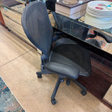 HERMAN MILLER B5 OFFICE CHAIR