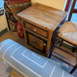 PINE NITESTAND W PANTED PINECONES