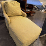 CHAISE