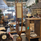 TALL MODERN LAMP