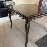 SPREAD-LEAF TABLE