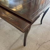 SPREAD-LEAF TABLE