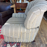 RECLINER CHAIR