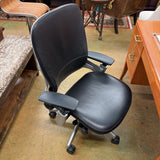STEEL CASE OFFICE CHAIR