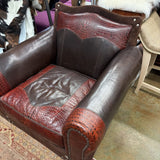 HICKORY TANNERY CHAIR