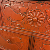 DRESSER RED