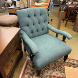 TUFTED ARMCHAIR