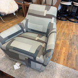 BERN DESIGN SWIVEL CHAIR