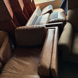 LEATHER SECTIONAL