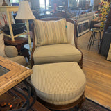 CHAIR W OTTOMAN
